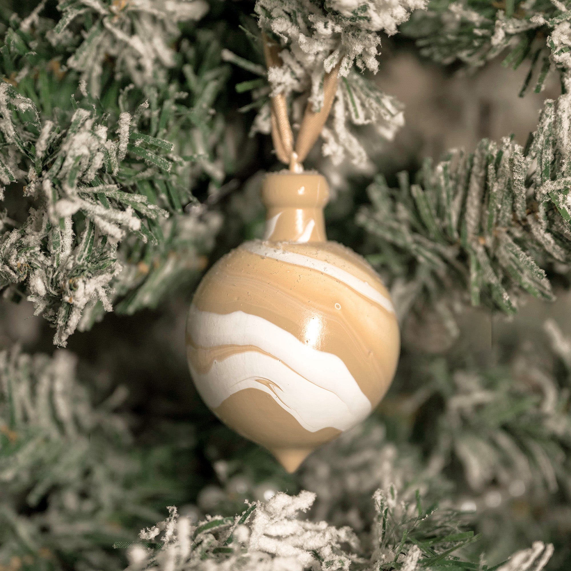 Fusion Teardrop Christmas Bauble